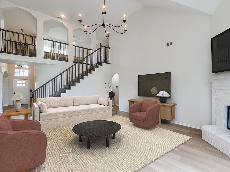1st image of 403 Mountain Cir