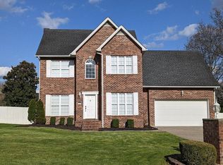 603 Hawthorne Ln, Hurricane, WV 25526