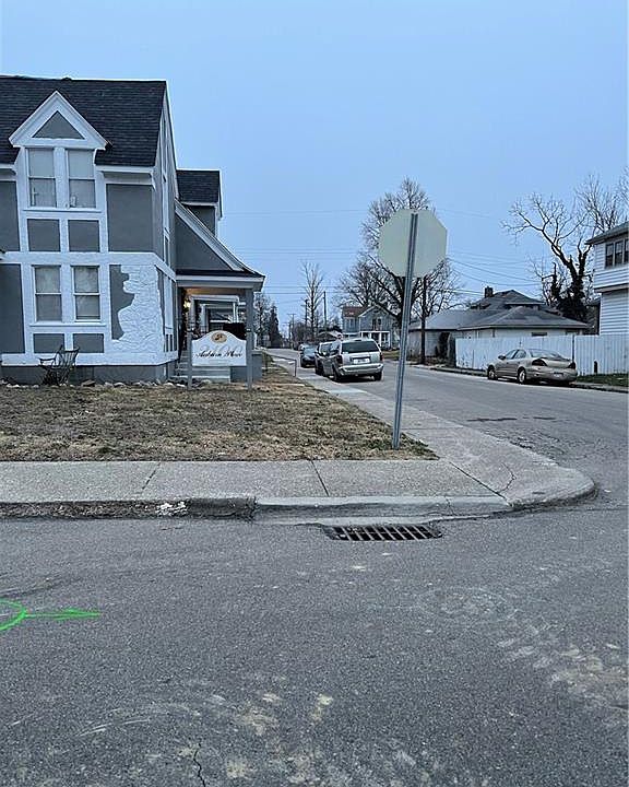 2nd image of 2100 Auburn Ave