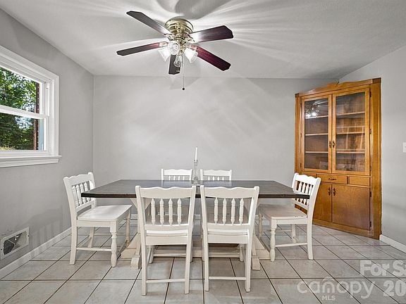 5th image of 103 Park St