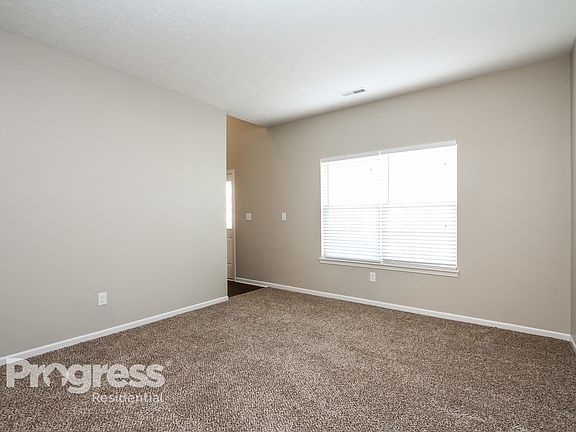 4th image of 5320 Sandwood Dr