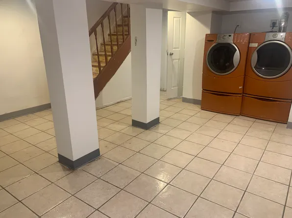 964 Gates Avenue G image 11 of 11
