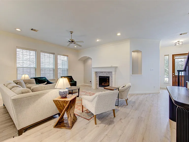 1131 Sopris Dr — Photo 6