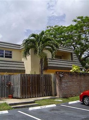 1st image of 8555 SW 137th Ave #8555