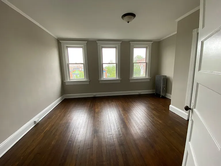 3000 Guilford Ave — Photo 2