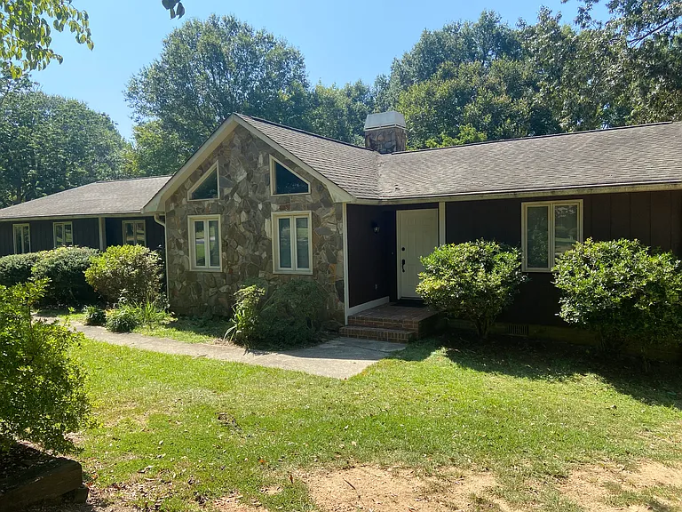 227 Crestline Dr — Photo 7