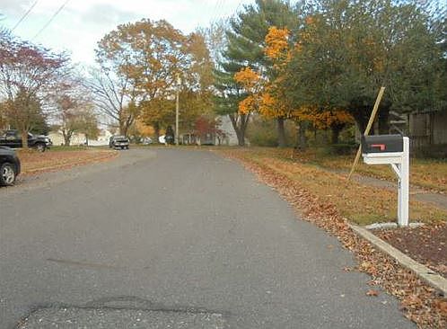 2nd image of 10 Winslow Dr