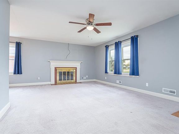 5th image of 1819 Mohawk Dr