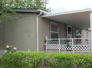 210 SW Kingsbury Dr, Grants Pass, OR 97526