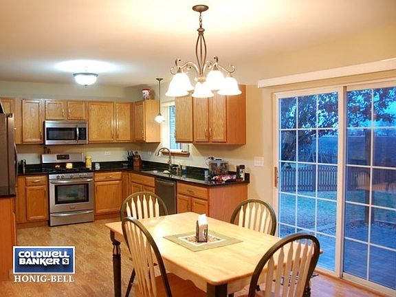 5th image of 7429 Rosewind Dr