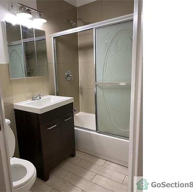 2nd image of 1915 Patterson Ave Floor 3