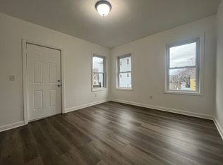 61 Fox St #1, Worcester, MA 01604