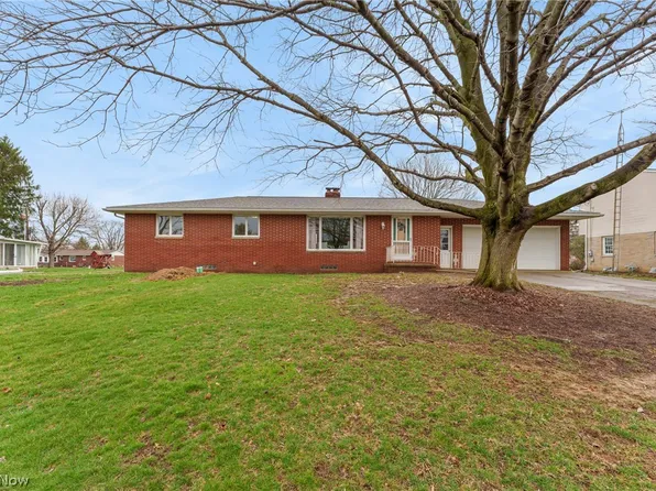 1709 Edmar St, Louisville, OH 44641