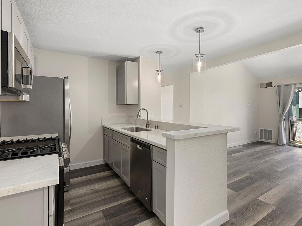 Enjoy your new one-bedroom condo with an all-new kitchen.