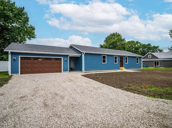 131 Flint St, Cardington, OH 43315