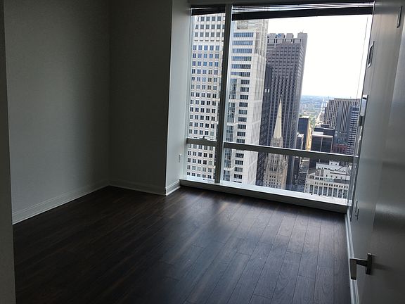 5th image of 1500 W Chicago Ave