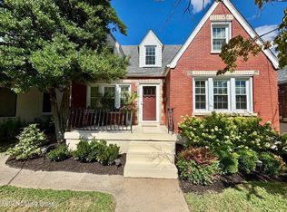 113 Oxford Pl, Saint Matthews, KY 40207