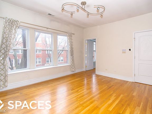 4th image of 2453 W Sunnyside Ave