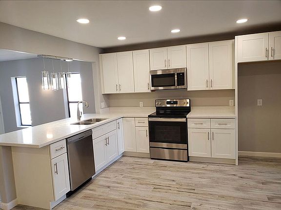 5th image of 11608 N 58th Dr
