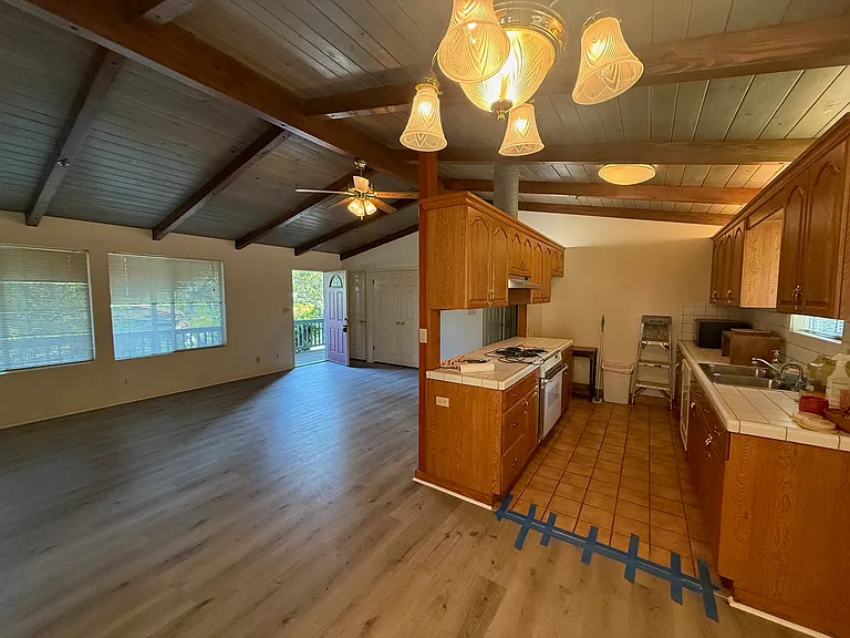 476 Sturtevant Dr #A — Photo 6