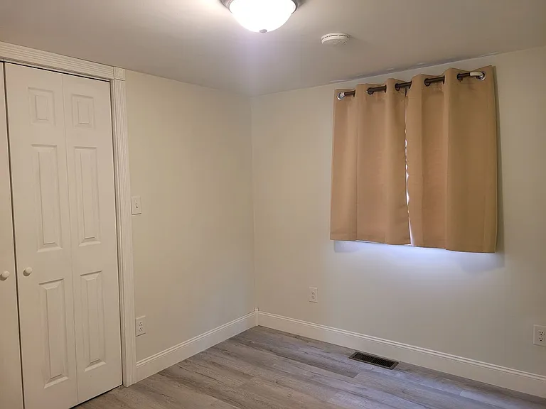 2327 Ritner Hwy — Photo 11