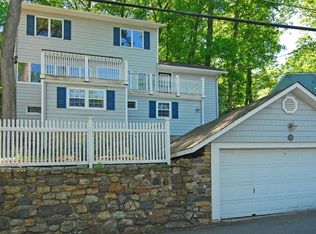 26 E Shore Rd, Denville, NJ 07834