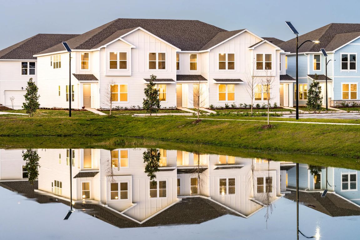 At Amavi Kissimmee, home is where relaxation and fun come together.