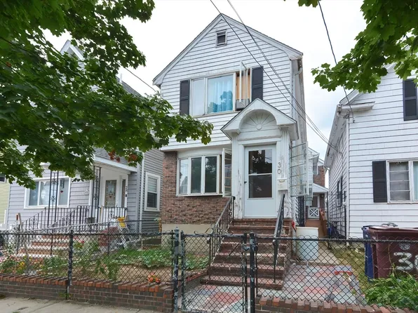 30 Central Ave, Everett, MA 02149