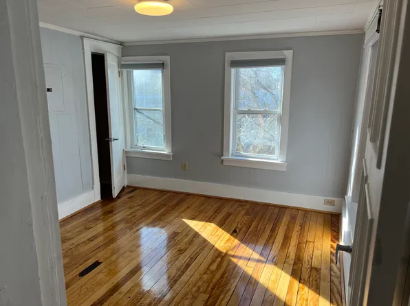 14-16 Cloarec Ct #2, Burlington, VT 05401