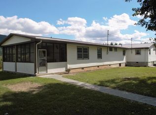 4131 Flatwoods Rd, Elliston, VA 24087