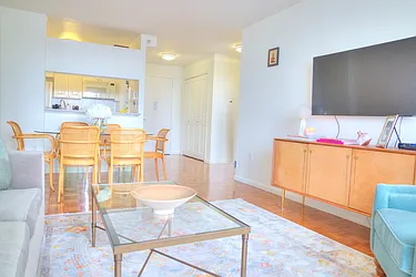 Rented by Addison Property Group