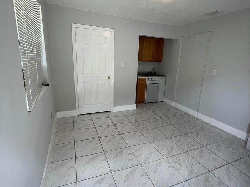 2nd image of 1252 NW 27th St #1