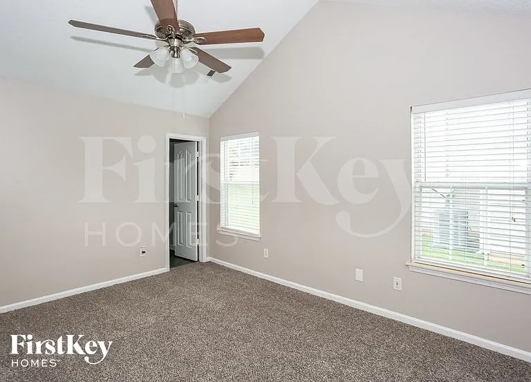8507 Redstone View Dr — Photo 9