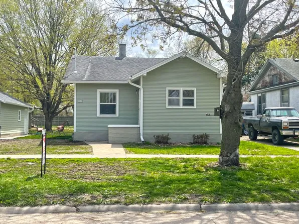 802 W Summit Ave, Shenandoah, IA 51601