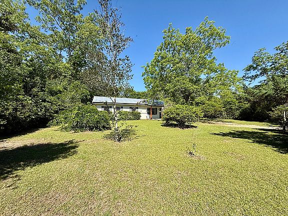 3rd image of 3326 3rd Ave