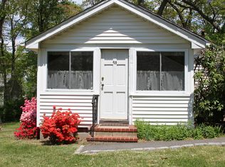 95 Cedar Dr, Miller Place, NY 11764