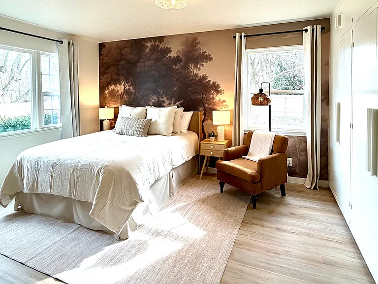 Upstairs bedroom