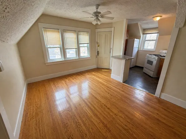 60 Harlem St APT 6, Rochester, NY 14607