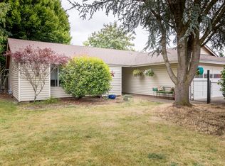 738 SW Mawrcrest Dr, Gresham, OR 97080