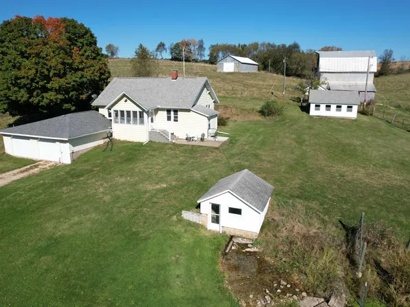 10452 S Highway 133, Bloomington, WI 53804