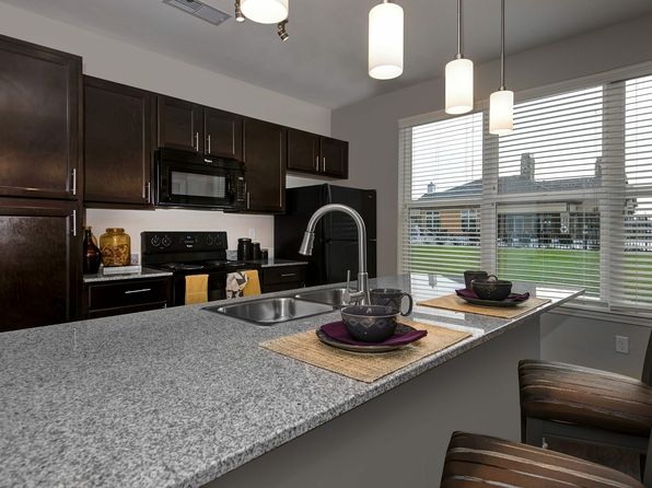 6455 Galleria Dr #3-3206