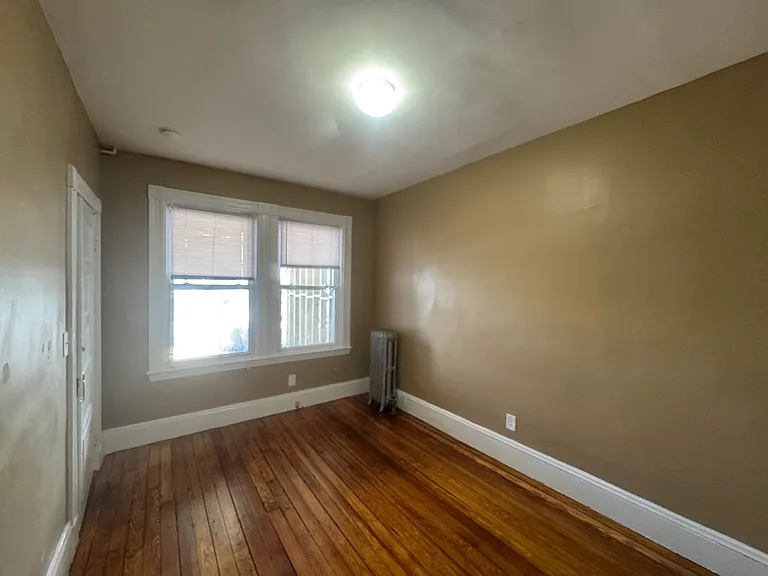 40 Calvin St S #3R — Photo 17
