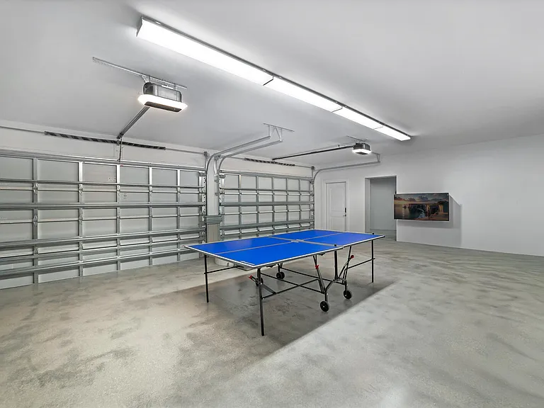 7103 S Flagler Dr — Photo 44