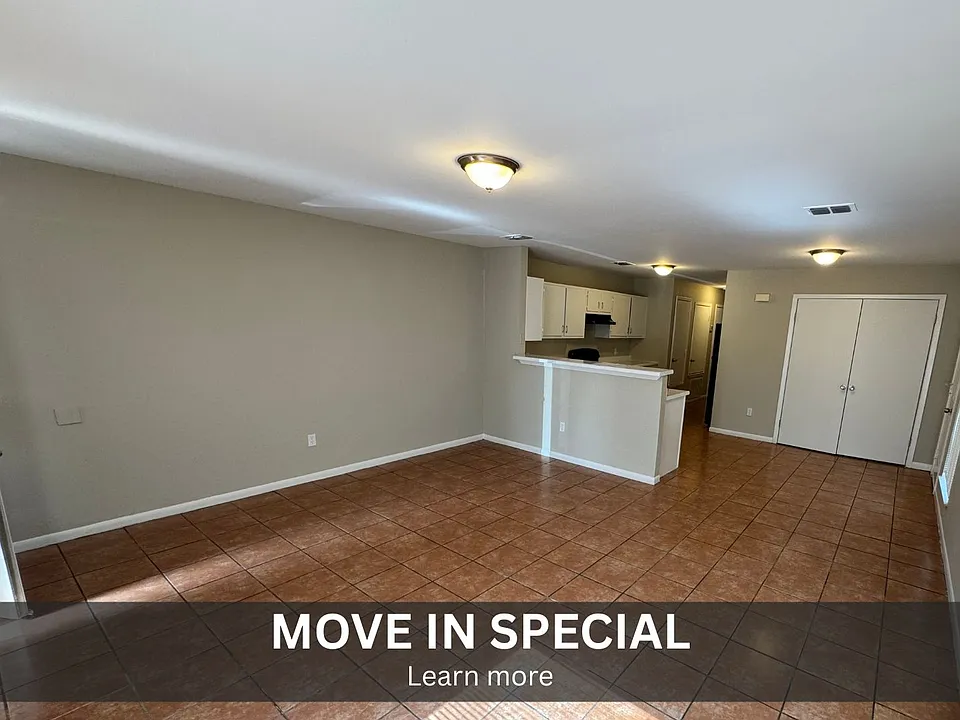 2967 Loving Ave #2969
