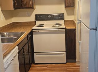 Springwood Court Apts, Bakersfield, CA 93308