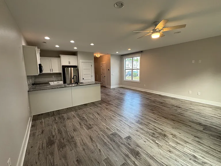 43 Aspen Rd — Photo 11