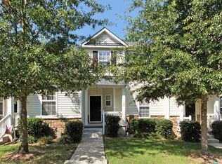 120 Summit Oaks Ln, Holly Springs, NC 27540