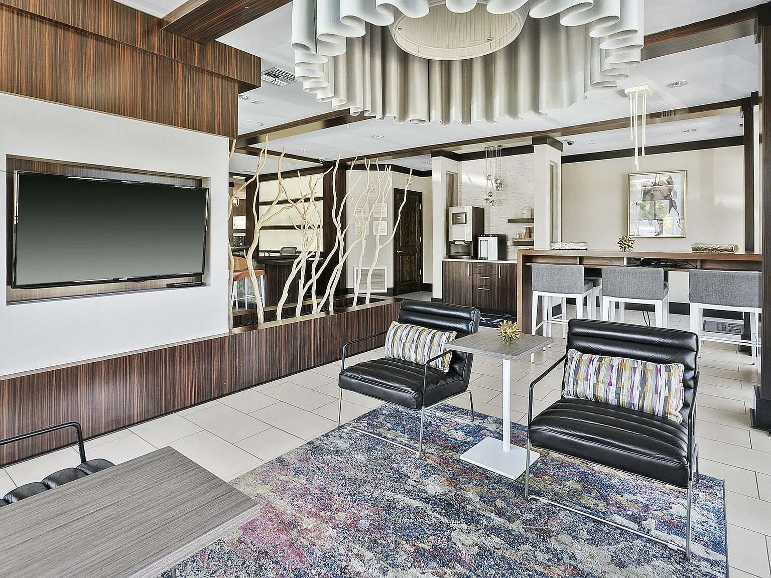 Luxe Scottsdale — Photo 1