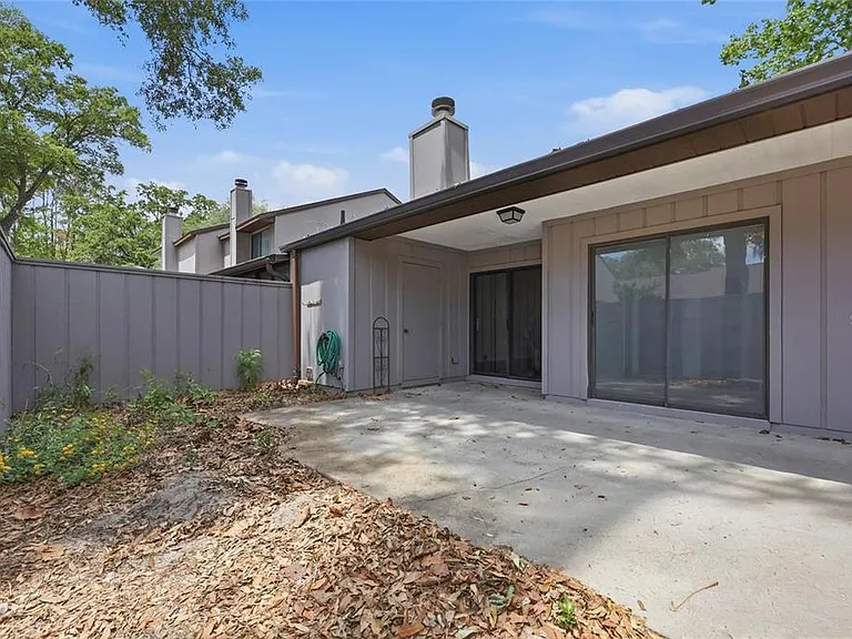 3741 NW 56th Ln — Photo 7