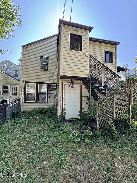 4th image of 623 5th Avenue